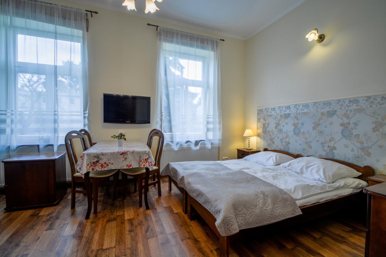 Bed & Breakfast Roza 3*